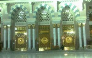 عدد أبواب المسجد النبوي