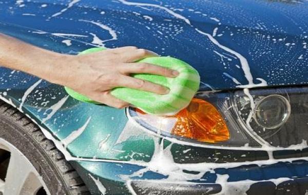 طريقة غسل السيارة