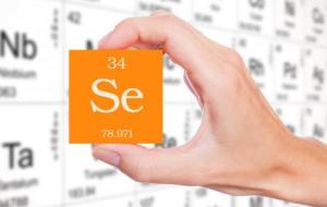 ما هو عنصر السيلينيوم