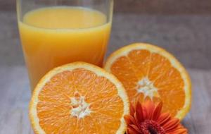 طريقة عمل عصير البرتقال في الخلاط