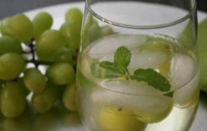 طريقة عمل عصير العنب