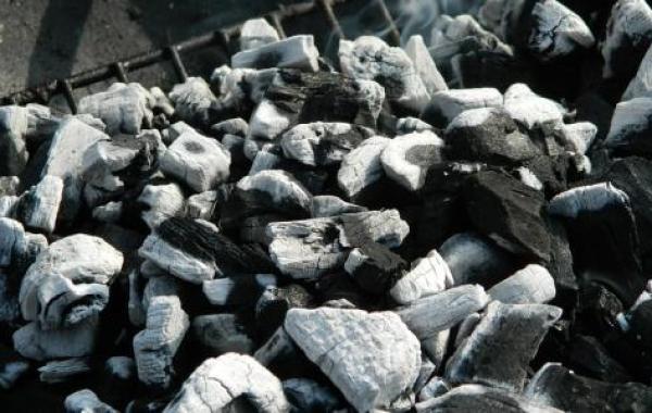 طريقة صناعة الفحم