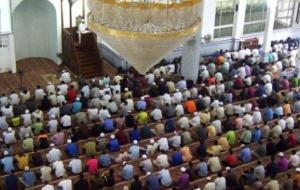 هل الصلاة في المسجد واجبة