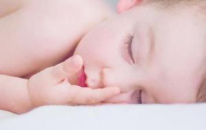 أسرع طريقة لنوم الأطفال الرضع