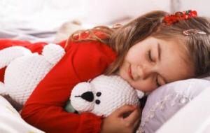 فوائد النوم المبكر للأطفال