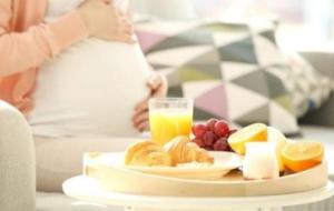 حكم إفطار يوم عرفة للحامل
