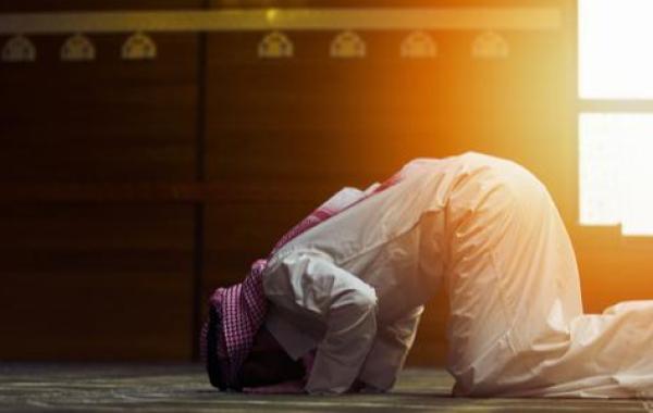 كيفية أداء الصلاة في المذهب المالكي