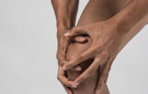 علاج خشونة جلد الركبة