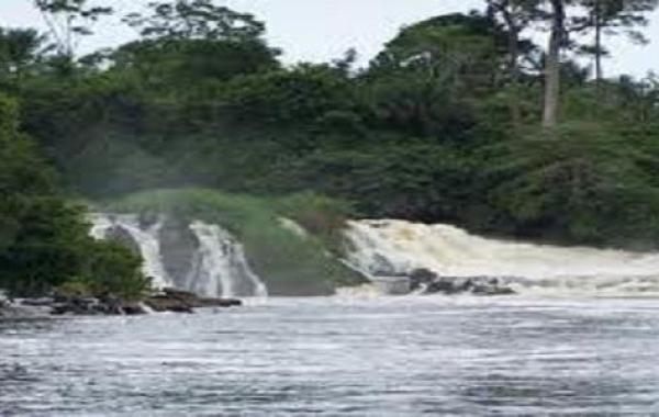 أهم نهر في الكاميرون