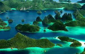 كم عدد جزر إندونيسيا
