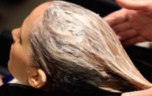 فوائد الزبدة للشعر الجاف