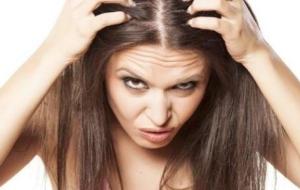 علاج تساقط الشعر من الأمام عند النساء