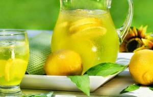 فوائد عصير الليمون للشعر