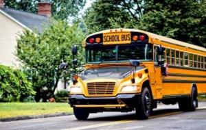 موضوع عن الأمان في الحافلة المدرسية
