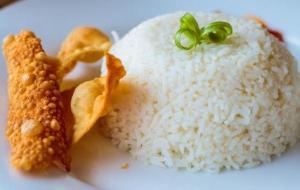 طريقة عمل صينية الأرز بالقشطة
