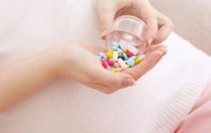 الفيتامينات في الشهور الأولى من الحمل