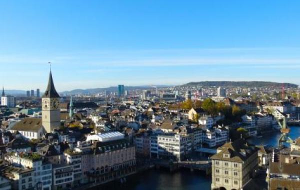 أكبر مدينة بعدد السكان في سويسرا