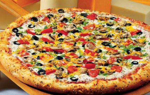 أنواع البيتزا وطريقة عملها