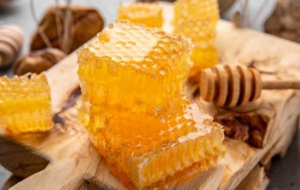استخدامات شمع العسل