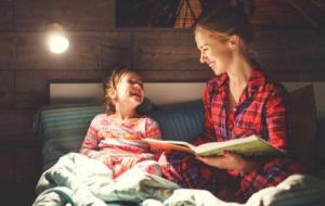 فوائد الضحك قبل النوم