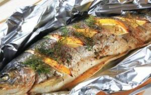 طريقة طبخ السمك بالقصدير