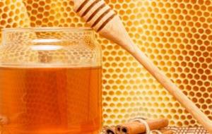 فوائد العسل والقرفة