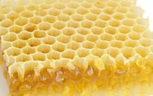 كيفية استخدام شمع العسل