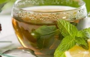 ما هي فوائد الشاي الأخضر بالليمون