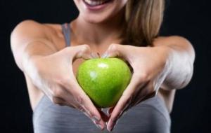 بعض فوائد التفاح الأخضر
