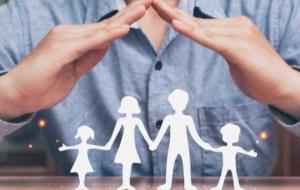 دور الأسرة في التنشئة الاجتماعية