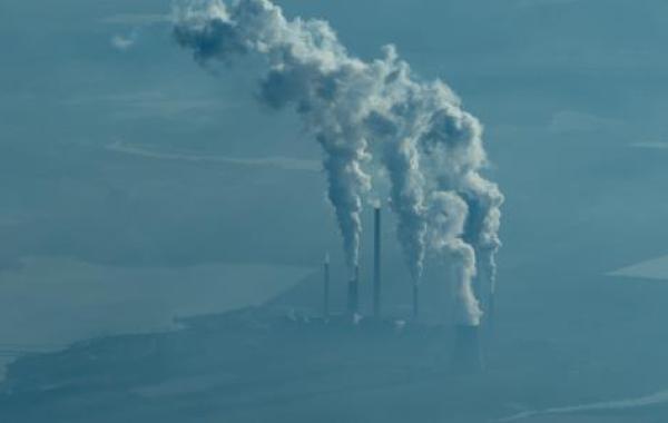 آثار التلوث البيئي على صحة الإنسان