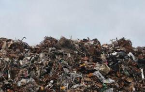 آثار النفايات على البيئة