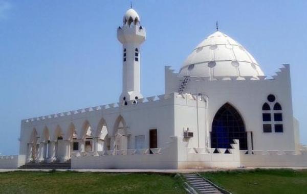 أهمية المسجد ودوره في حياة الفرد والمجتمع