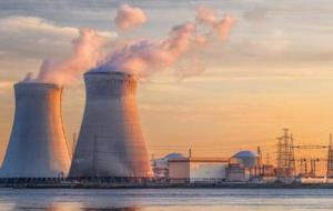 نشأة الطاقة النووية وتاريخها