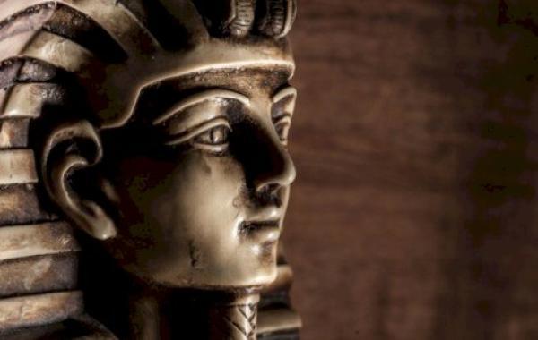 أسماء أشهر فراعنة مصر القديمة