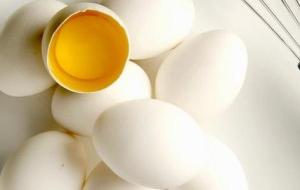 قناع بياض البيض للوجه