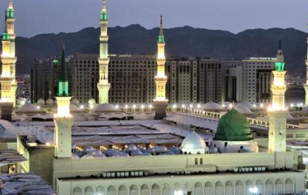 أجر الصلاة في المسجد الحرام