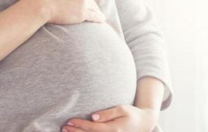 ظهور حبوب على الجسم أثناء الحمل